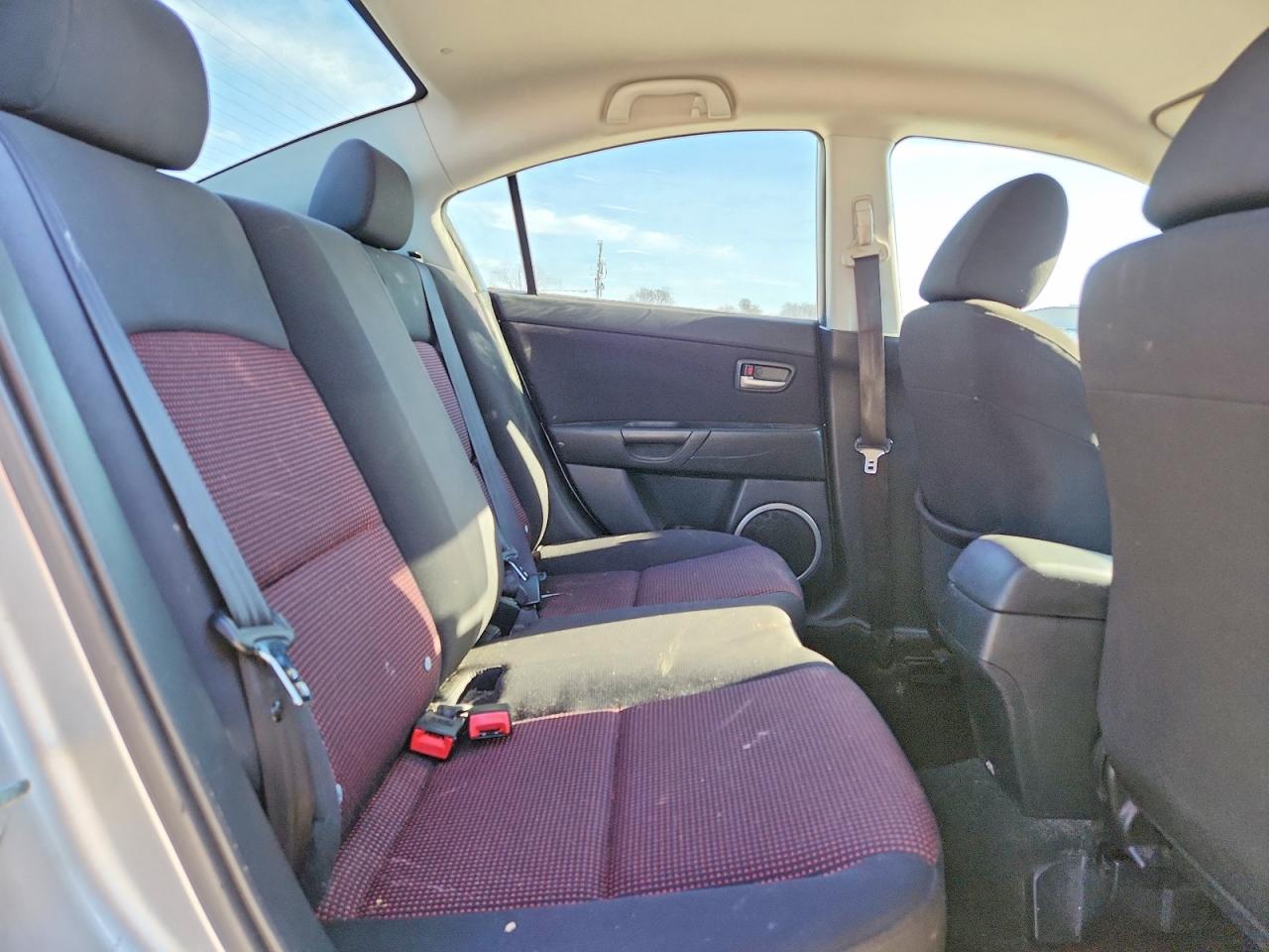 2005 MAZDA 3 S photo 10