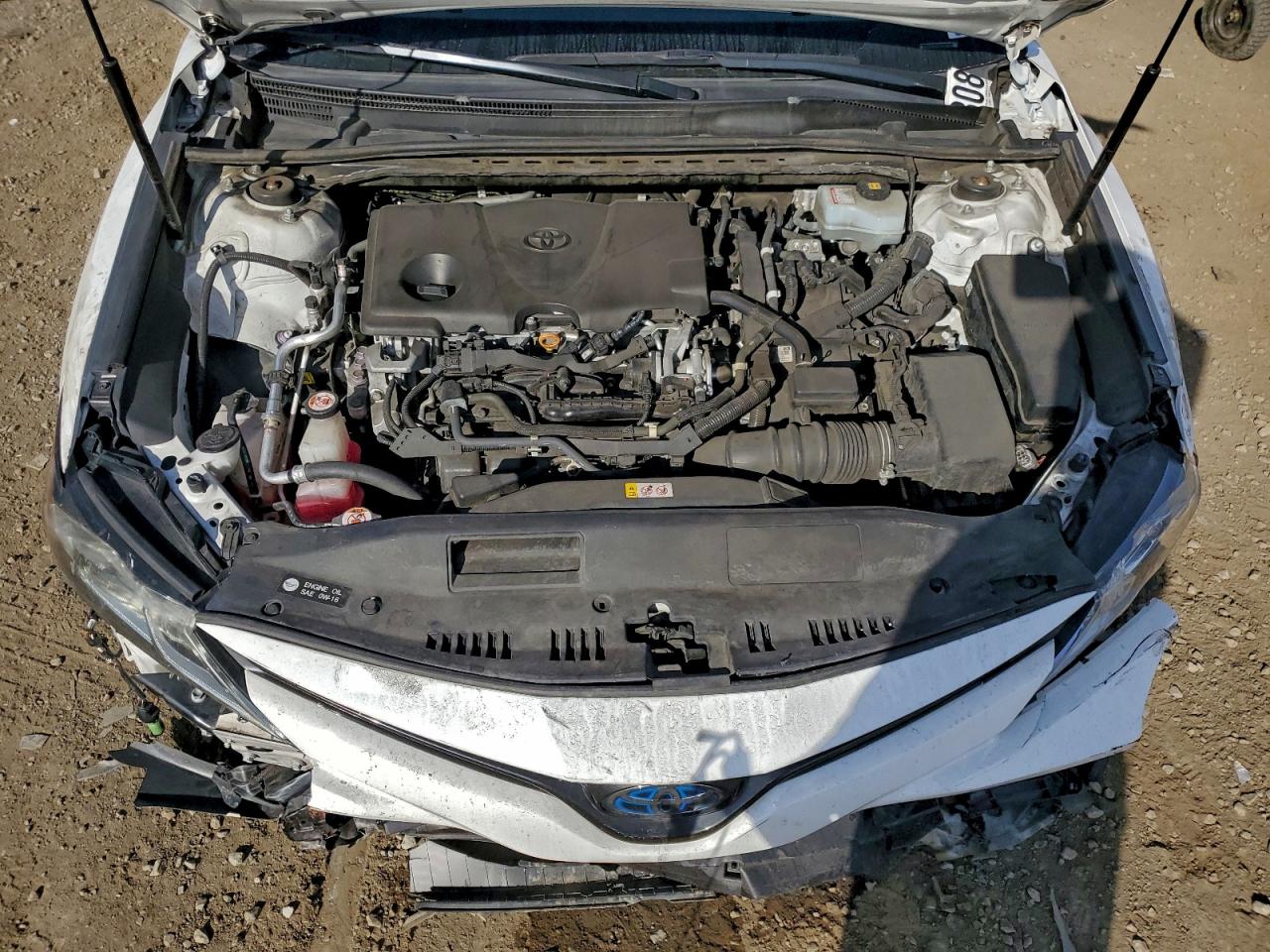 2020 TOYOTA CAMRY LE photo 11