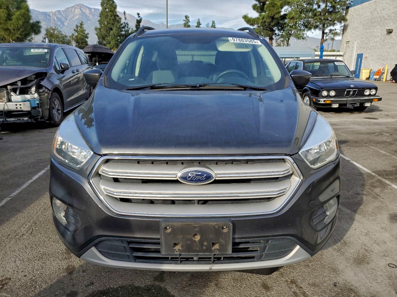 2018 FORD ESCAPE SE photo 5