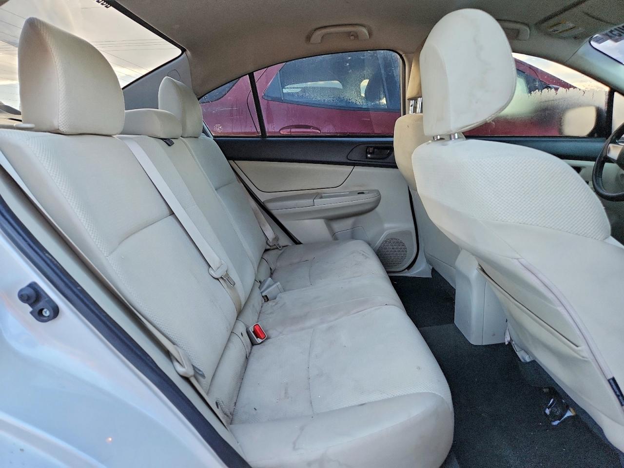 2014 SUBARU IMPREZA photo 10
