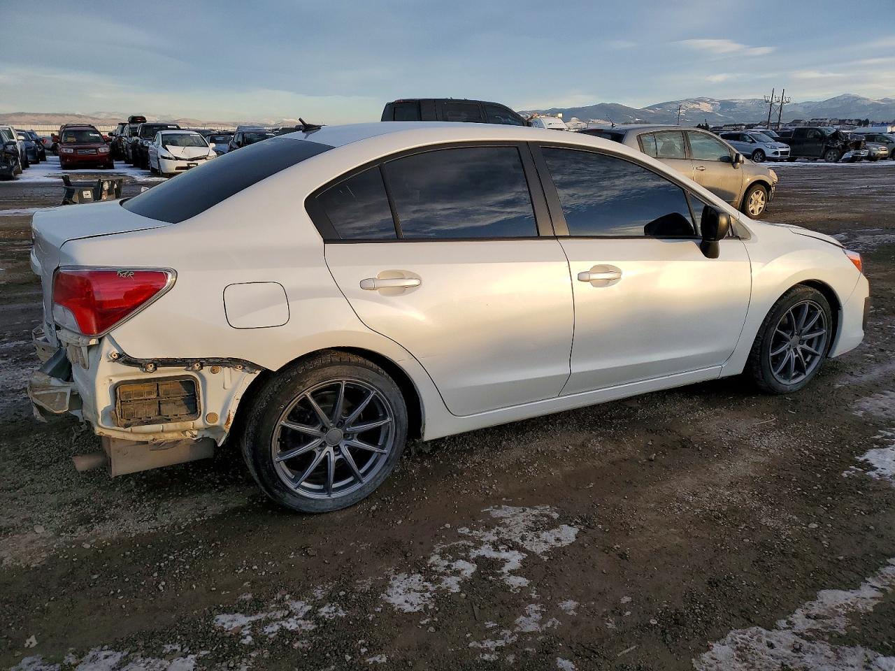 2014 SUBARU IMPREZA photo 3