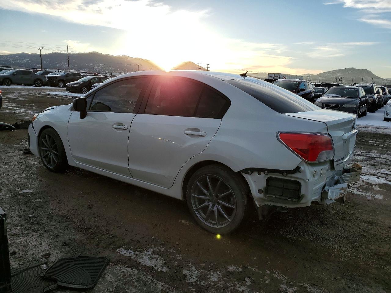 2014 SUBARU IMPREZA photo 2