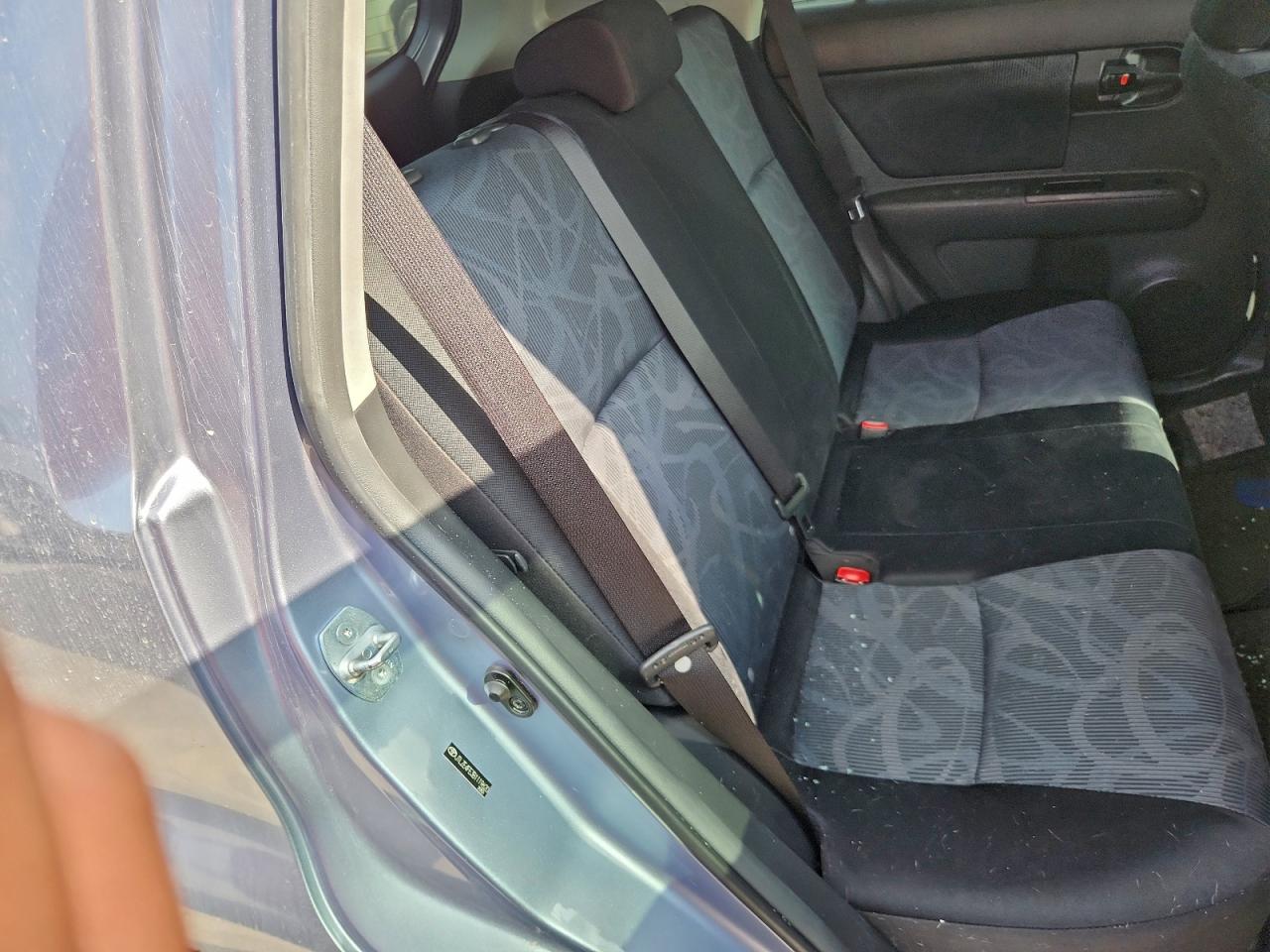 2011 TOYOTA SCION XB photo 10