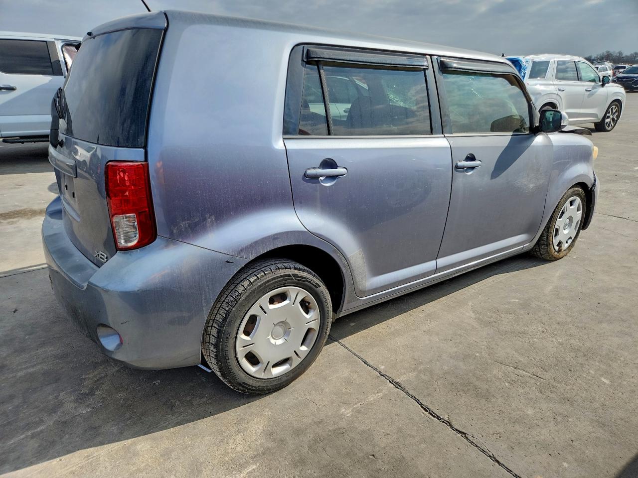 2011 TOYOTA SCION XB photo 3