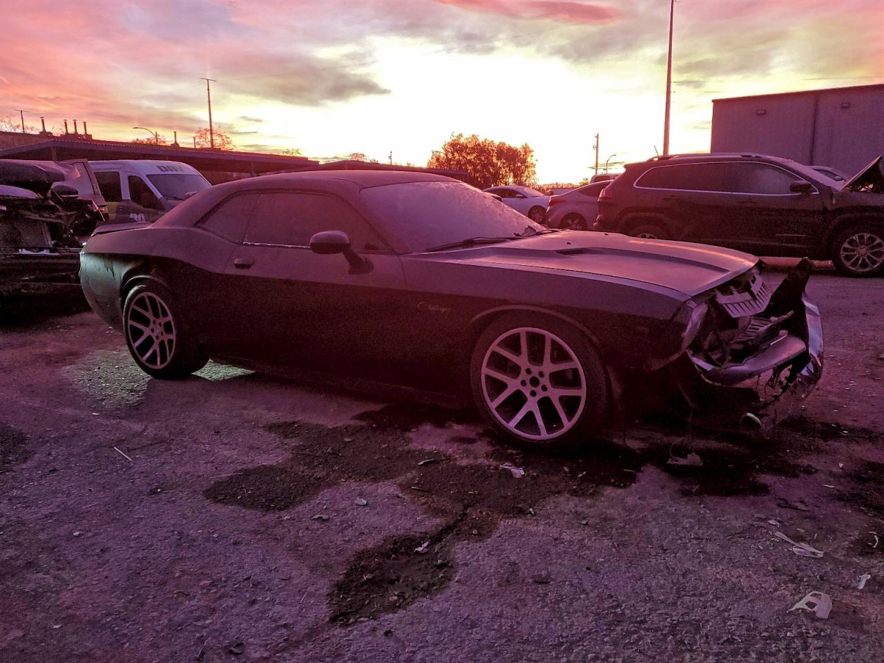 2013 DODGE CHALLENGER SXT photo 4