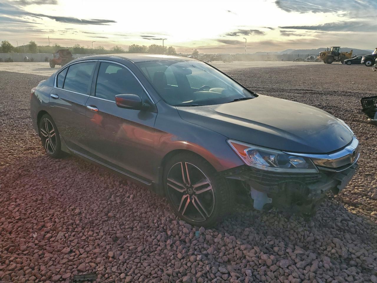 2017 HONDA ACCORD SPORT photo 4