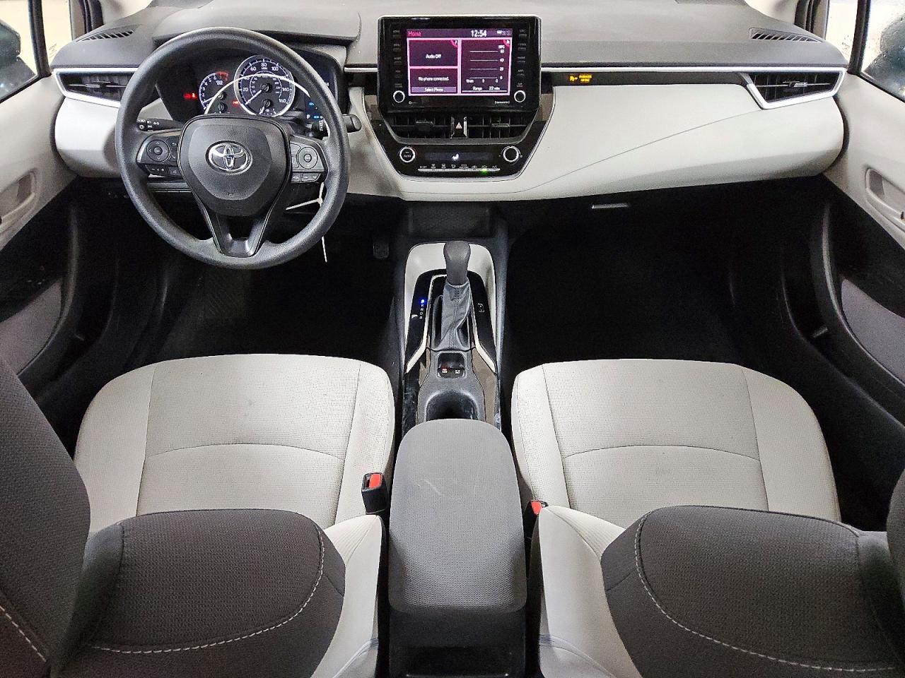 2022 TOYOTA COROLLA LE photo 8