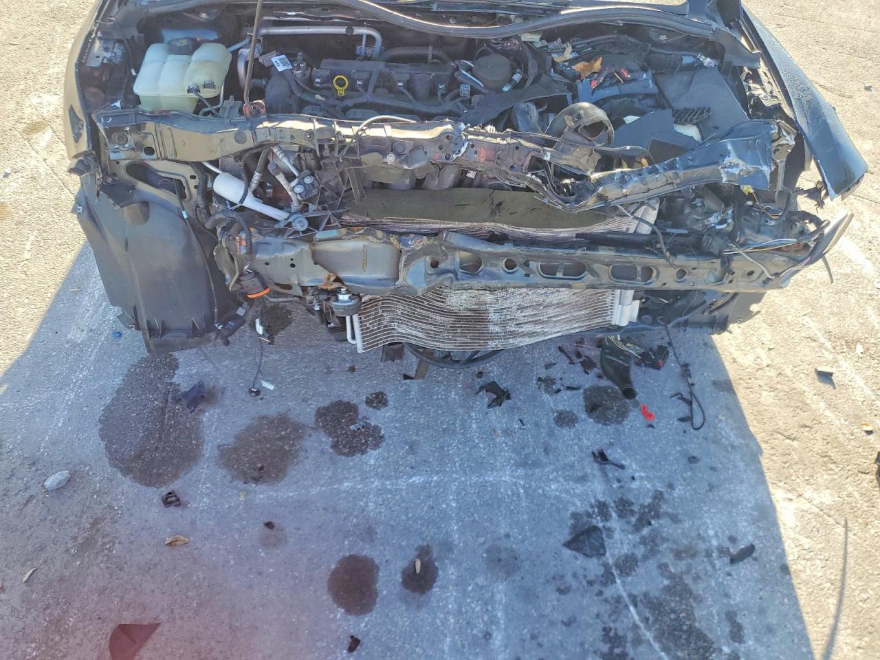 2015 FORD FOCUS SE photo 11