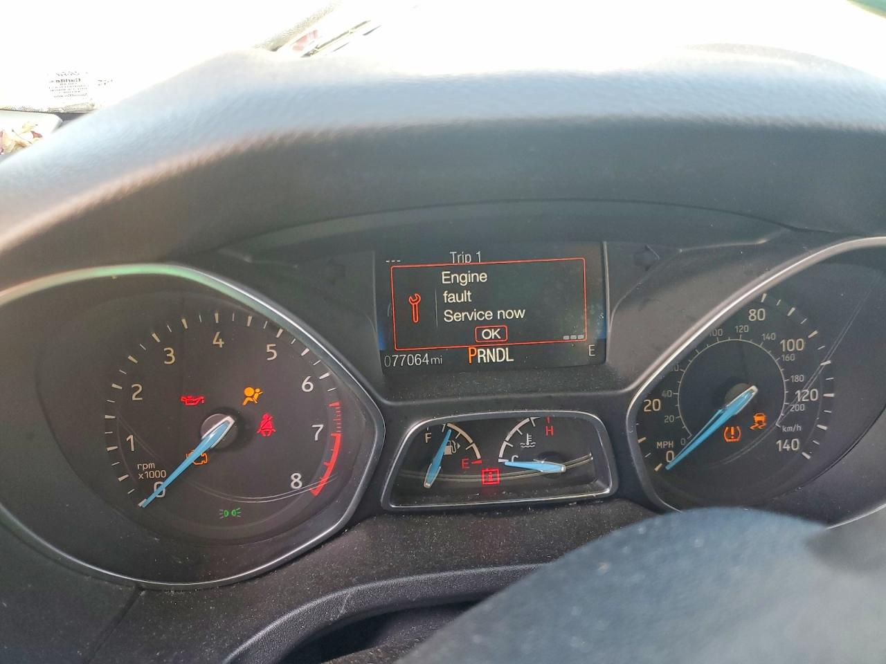 2015 FORD FOCUS SE photo 9