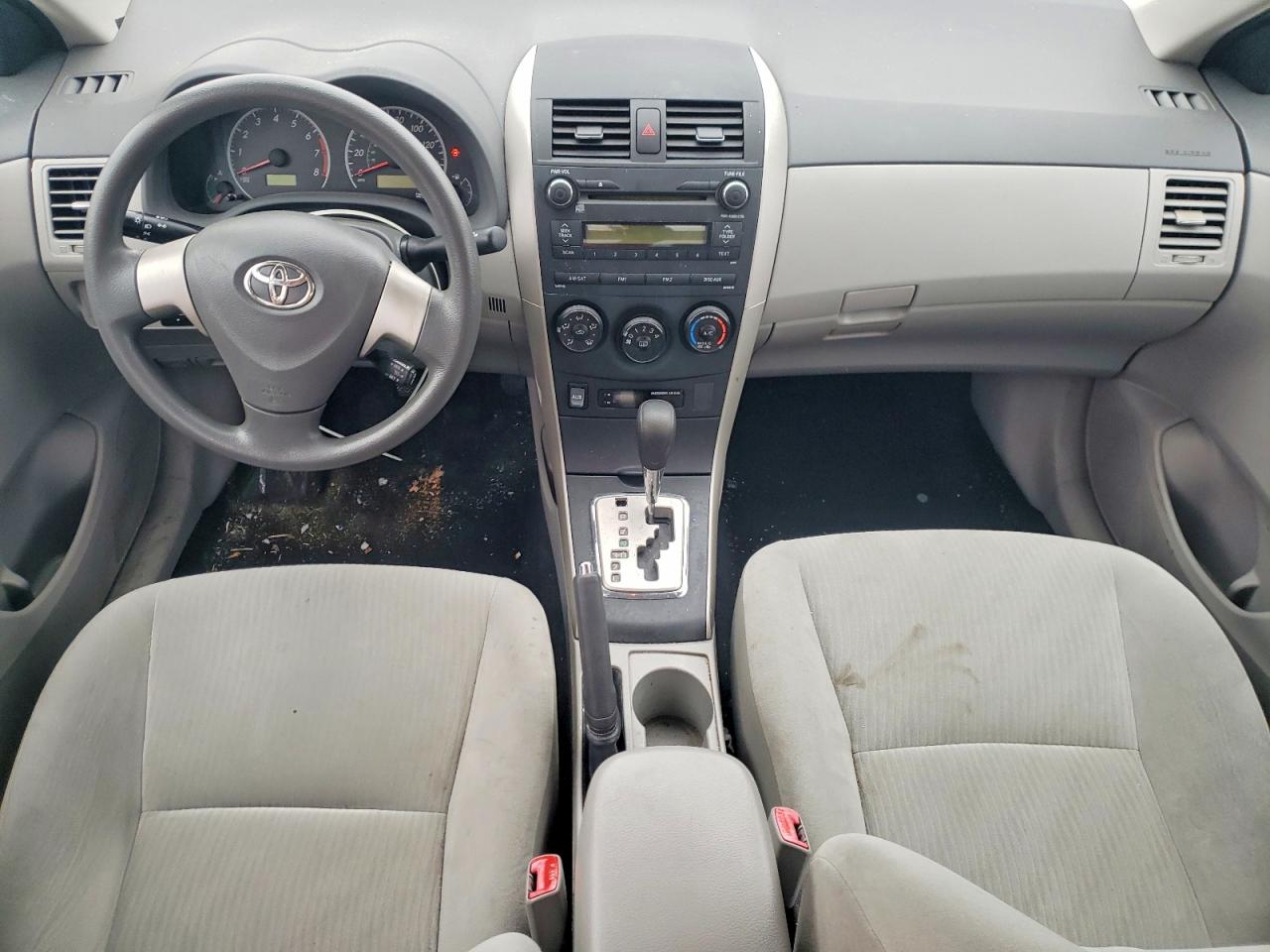 2010 TOYOTA COROLLA BASE photo 8