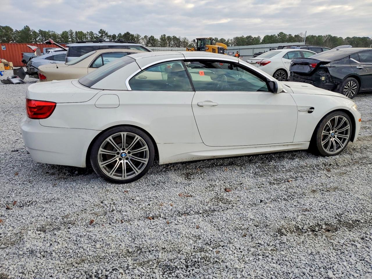 2011 BMW M3 photo 3