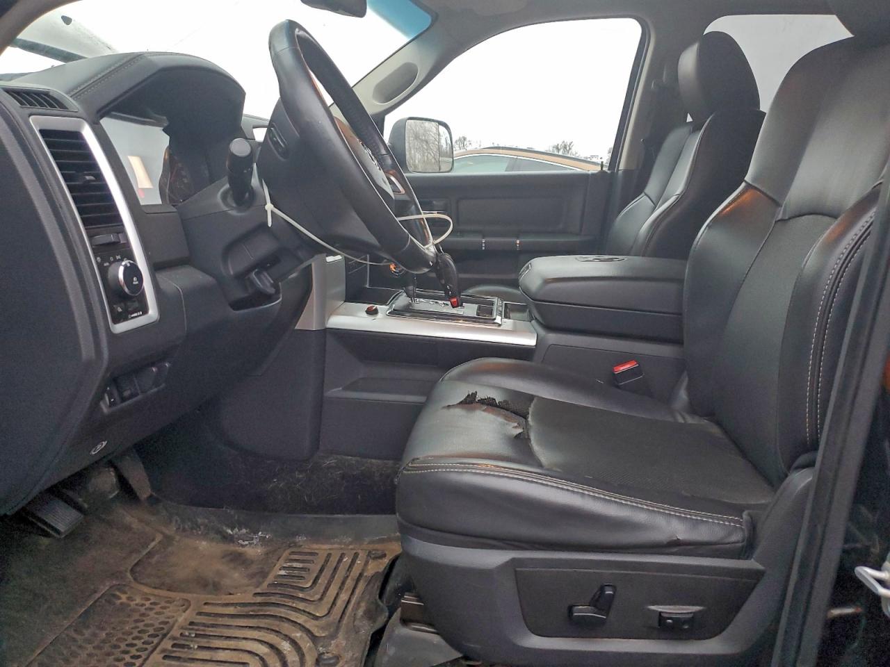 2010 DODGE RAM 1500 photo 7