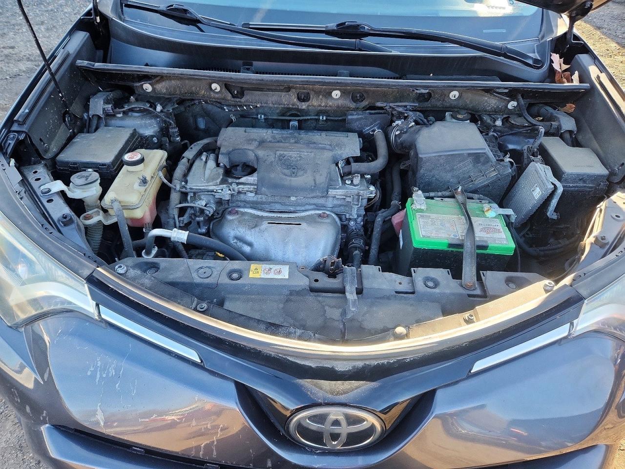 2017 TOYOTA RAV4 XLE photo 23