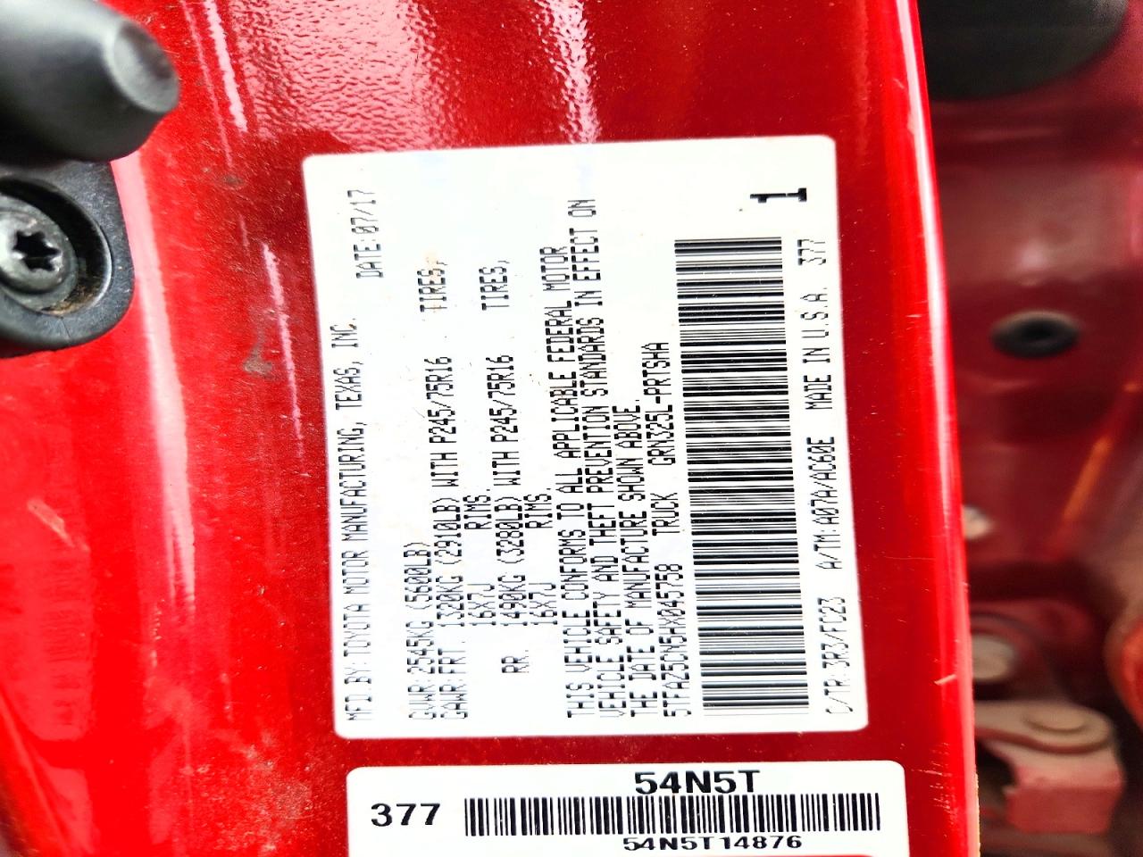 2017 TOYOTA TACOMA SR5 V6 photo 12
