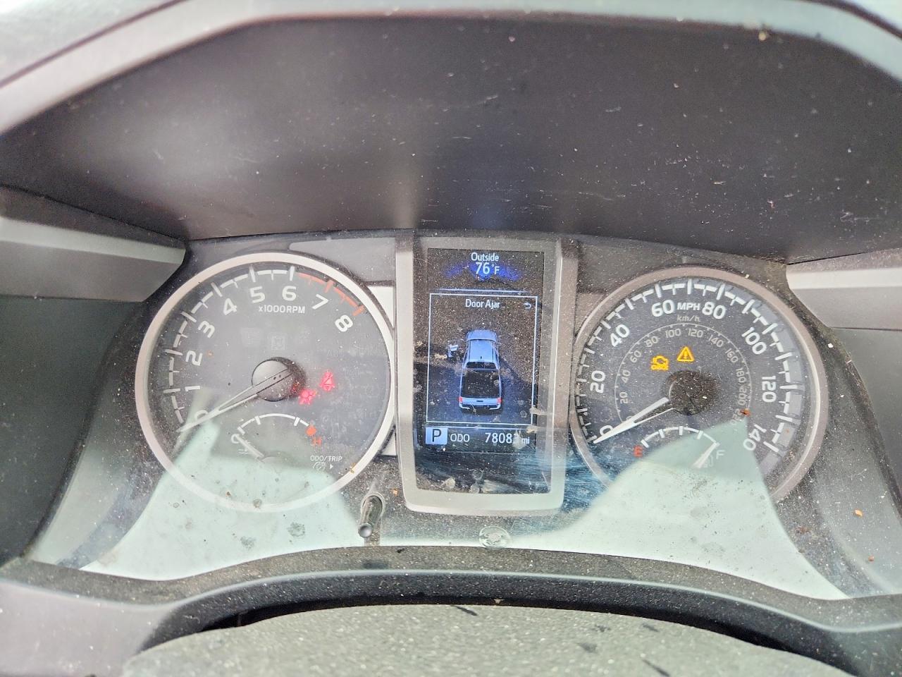 2017 TOYOTA TACOMA SR5 V6 photo 9