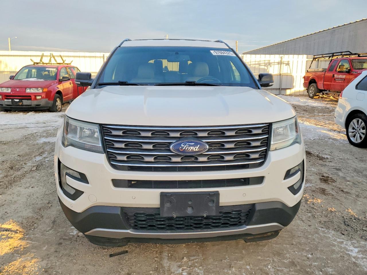 2016 FORD EXPLORER XLT photo 5