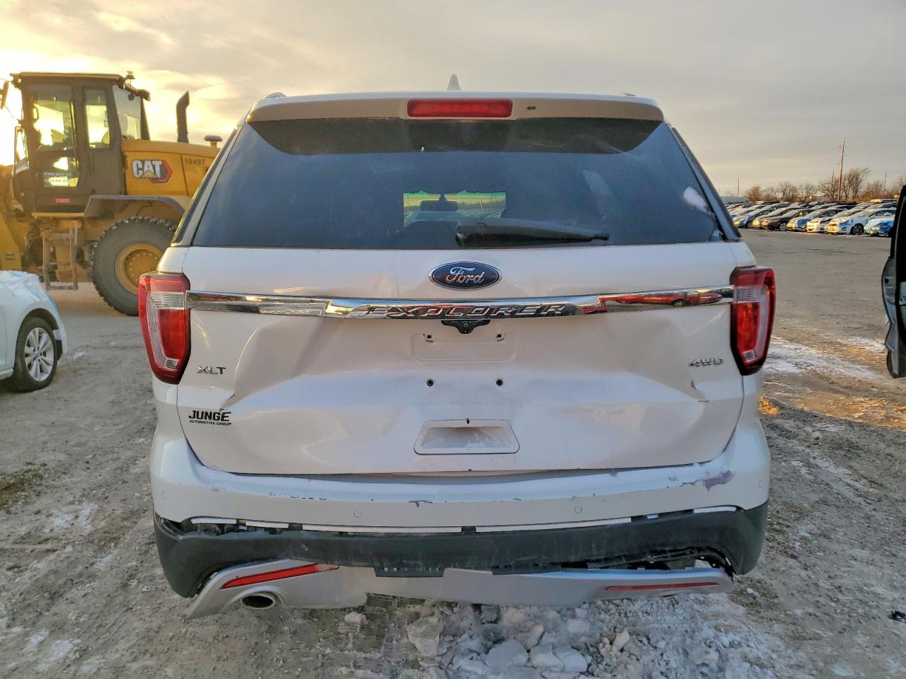2016 FORD EXPLORER XLT photo 6