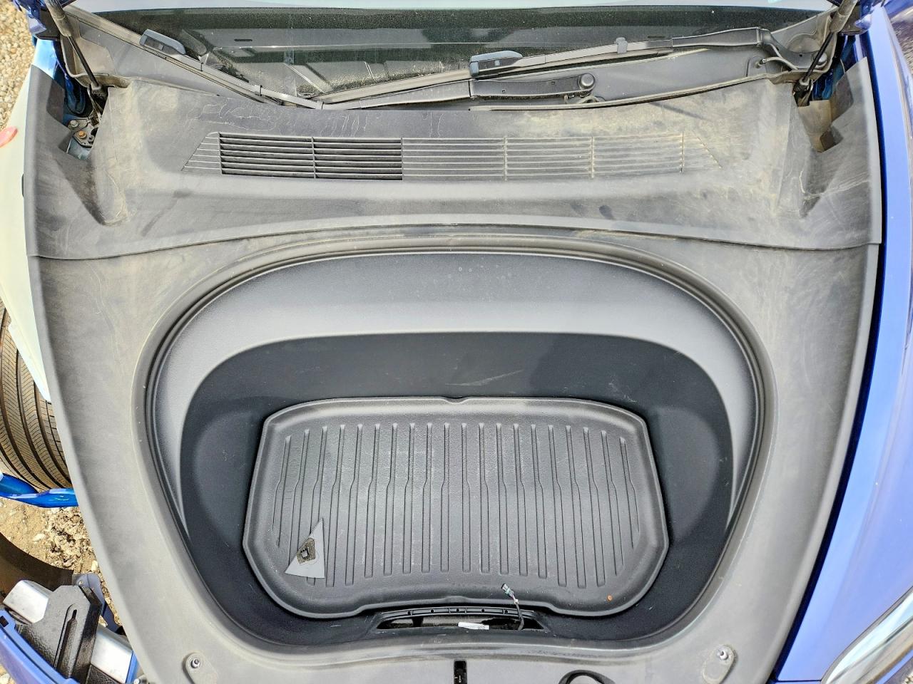 2024 TESLA MODEL 3 photo 11