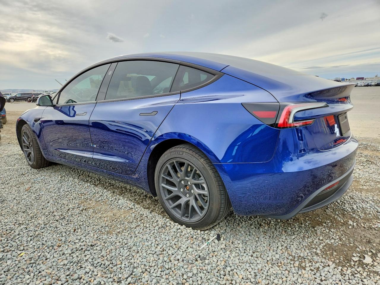 2024 TESLA MODEL 3 photo 2