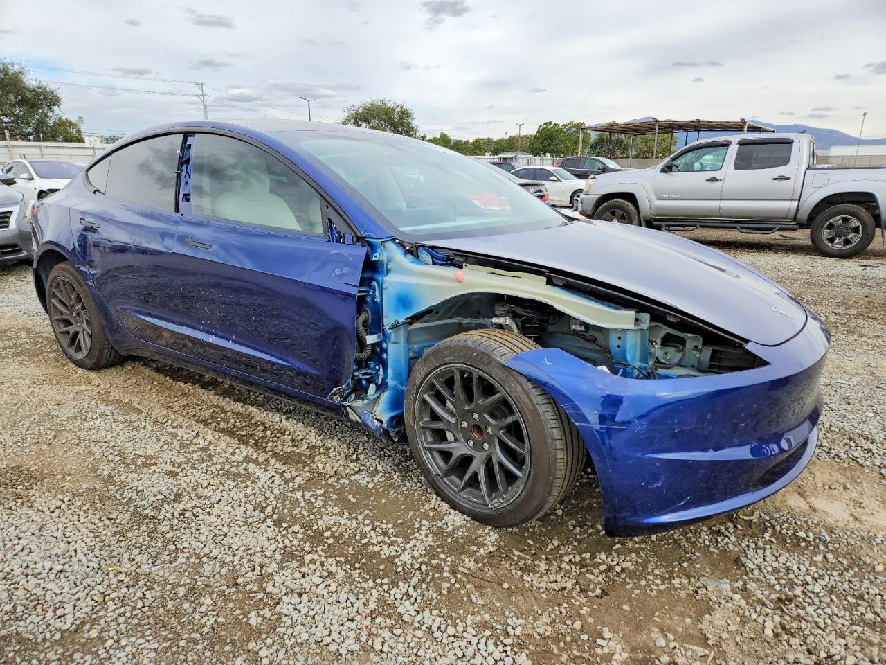2024 TESLA MODEL 3 photo 4