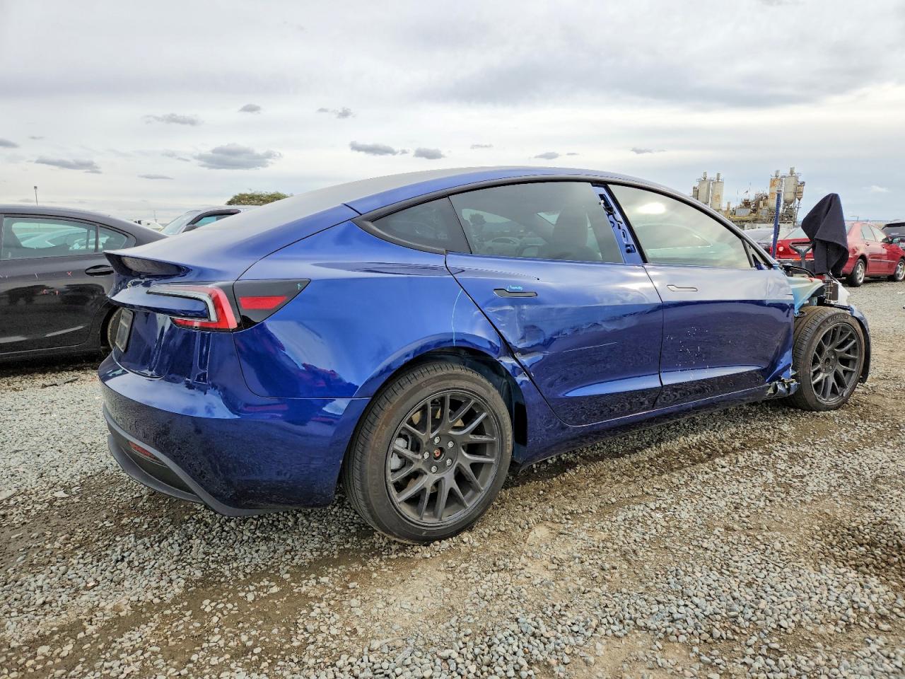 2024 TESLA MODEL 3 photo 3