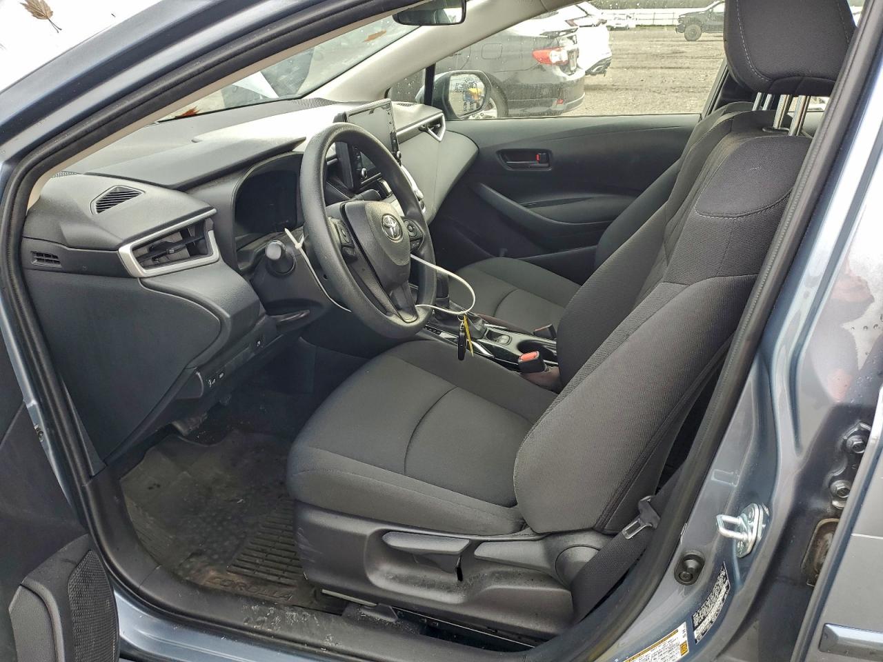 2022 TOYOTA COROLLA LE photo 7