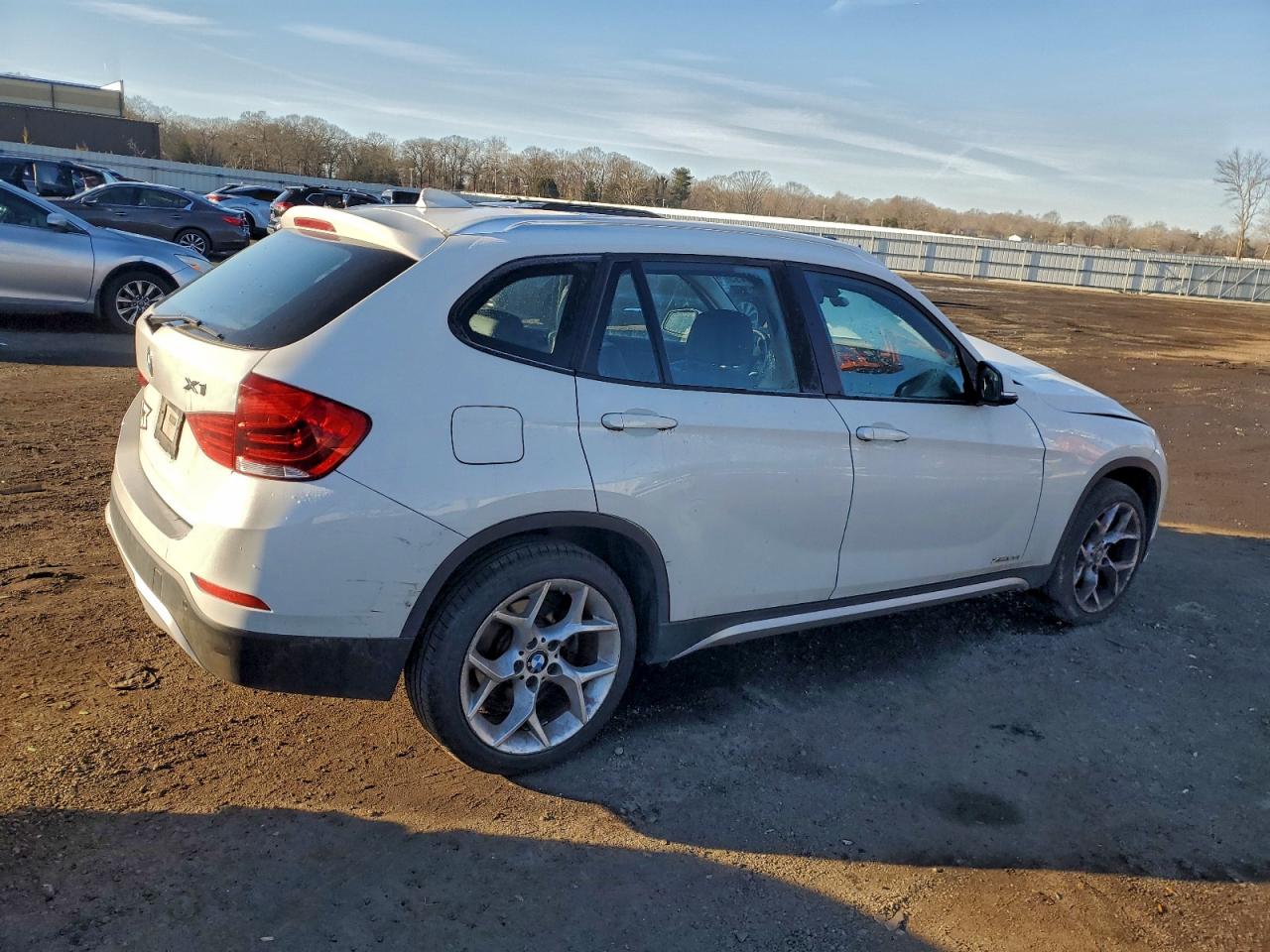 2015 BMW X1 XDRIVE28I photo 3