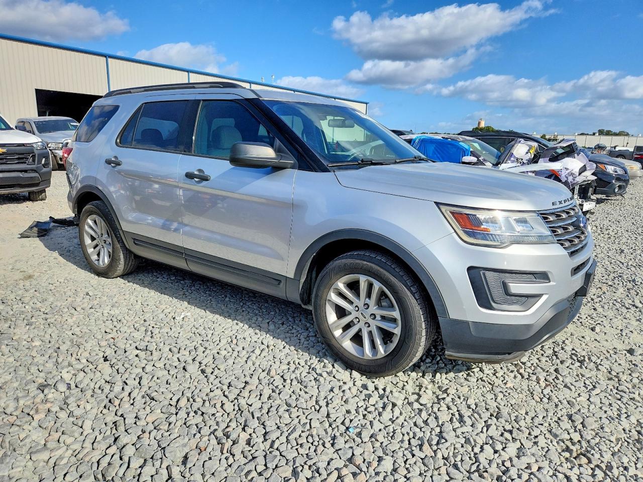 2017 FORD EXPLORER photo 4