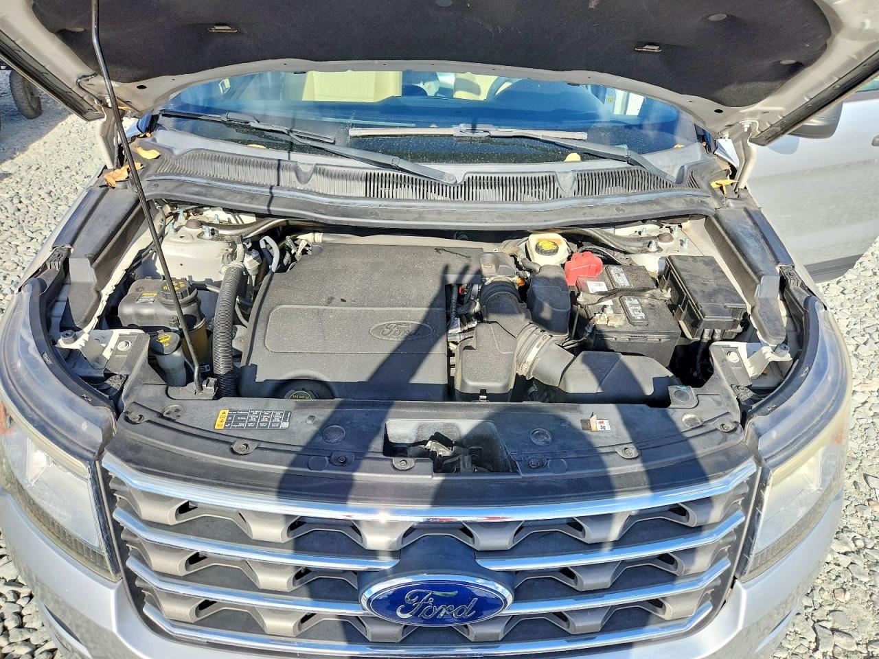 2017 FORD EXPLORER photo 12