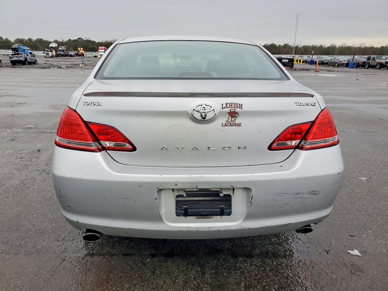 2006 TOYOTA AVALON photo 11