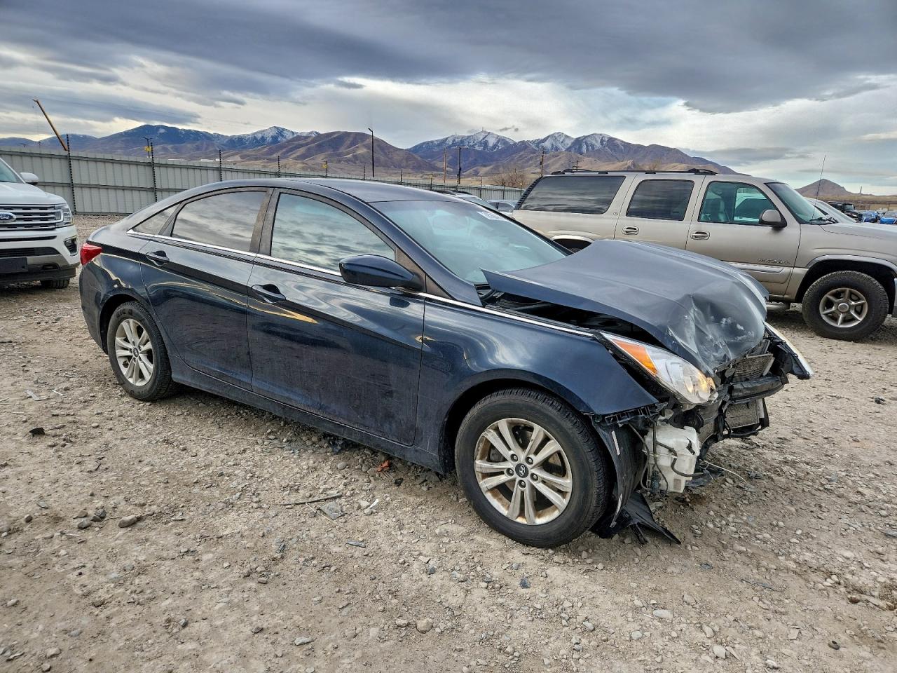 2013 HYUNDAI SONATA GLS photo 4