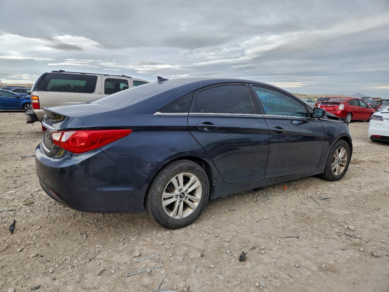 2013 HYUNDAI SONATA GLS photo 3