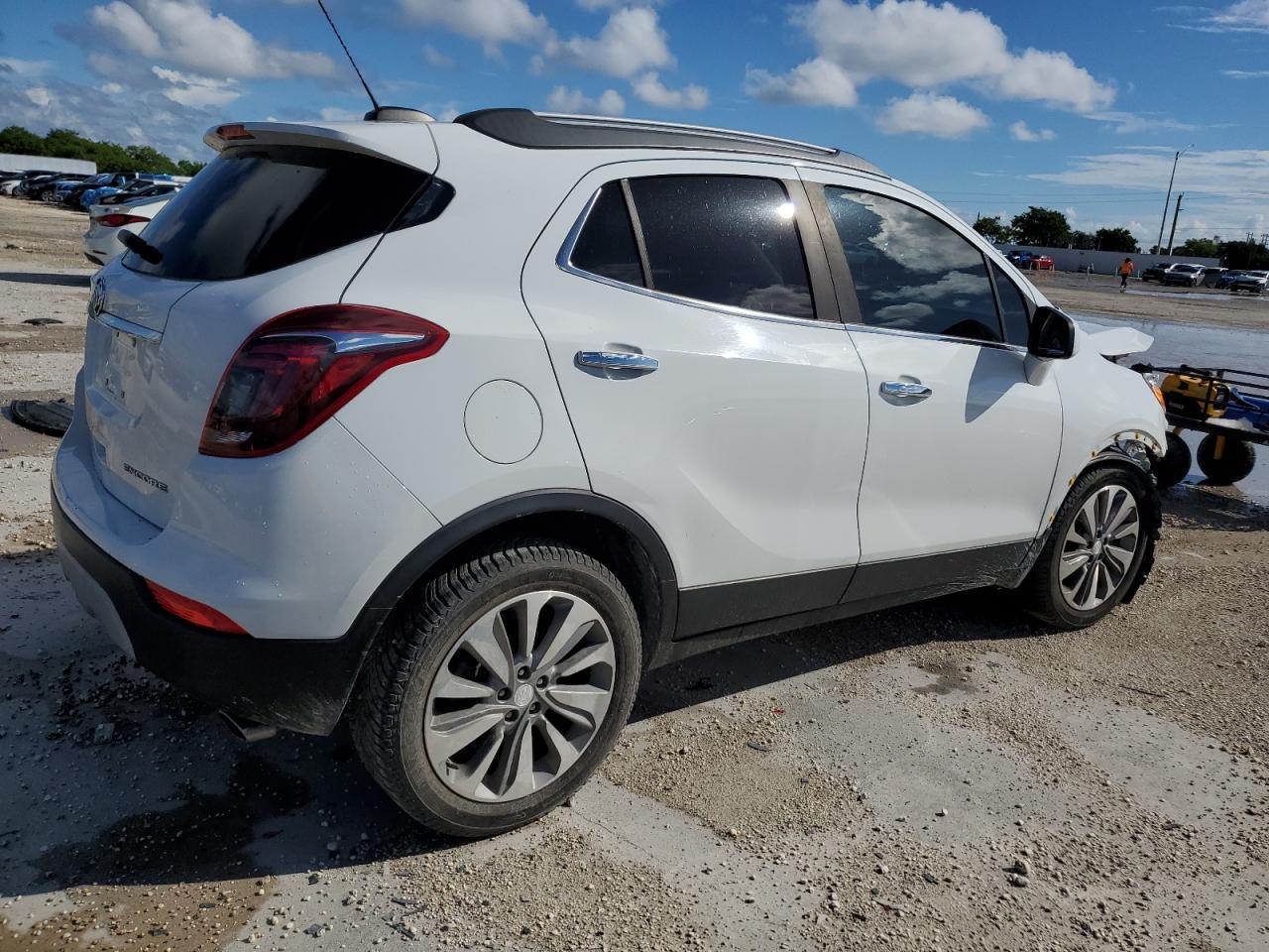 2020 BUICK ENCORE PREFERRED photo 3