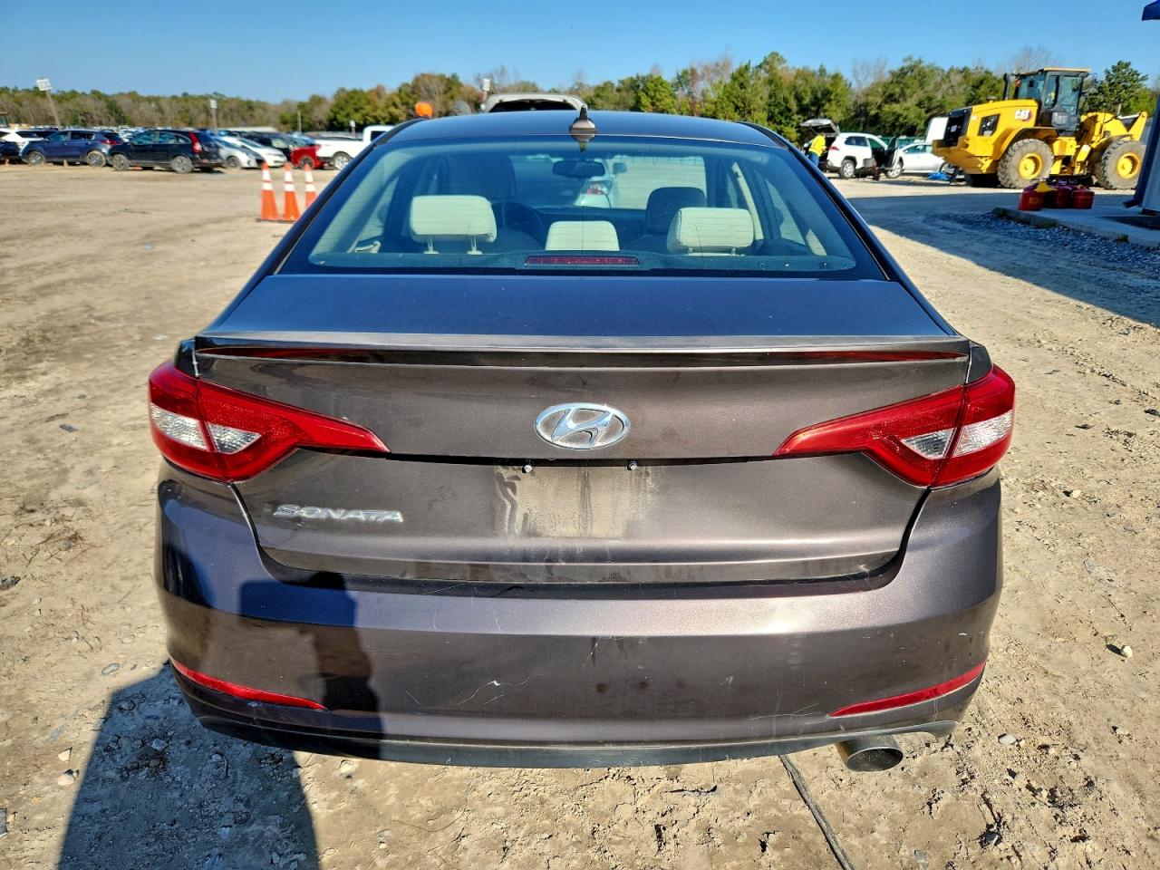 2016 HYUNDAI SONATA SE photo 6