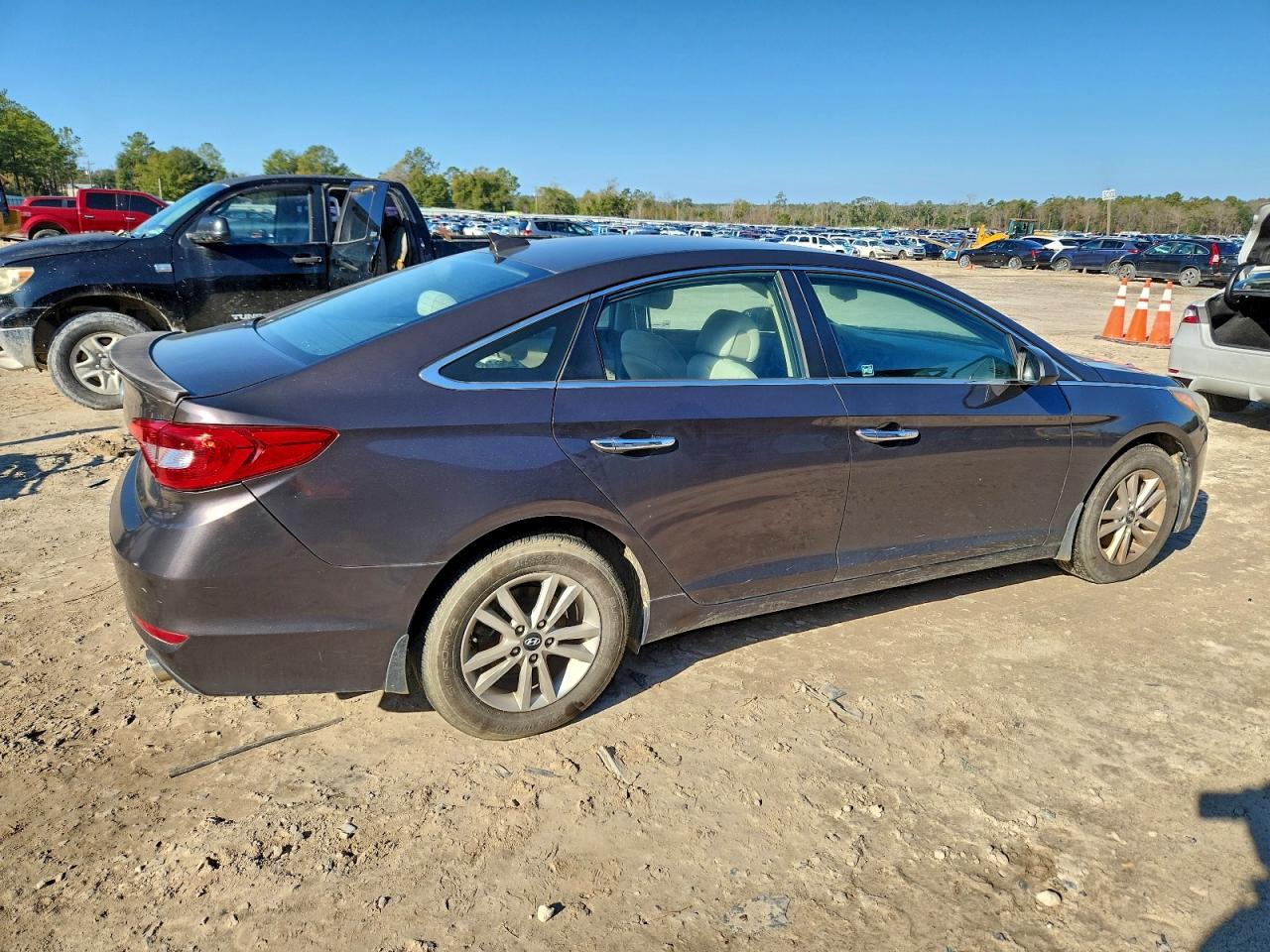2016 HYUNDAI SONATA SE photo 3