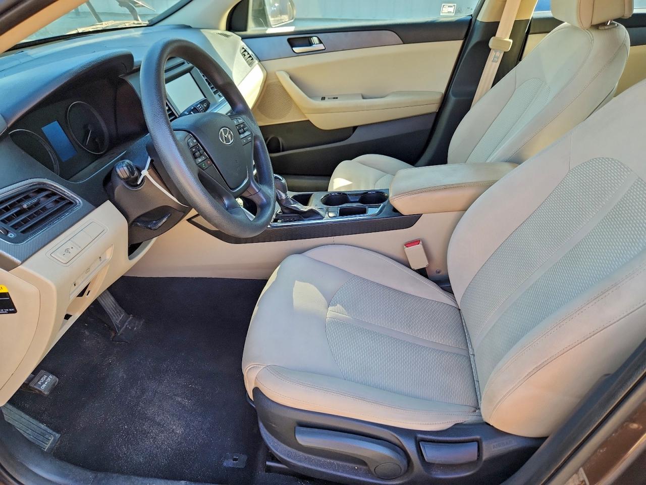 2016 HYUNDAI SONATA SE photo 7