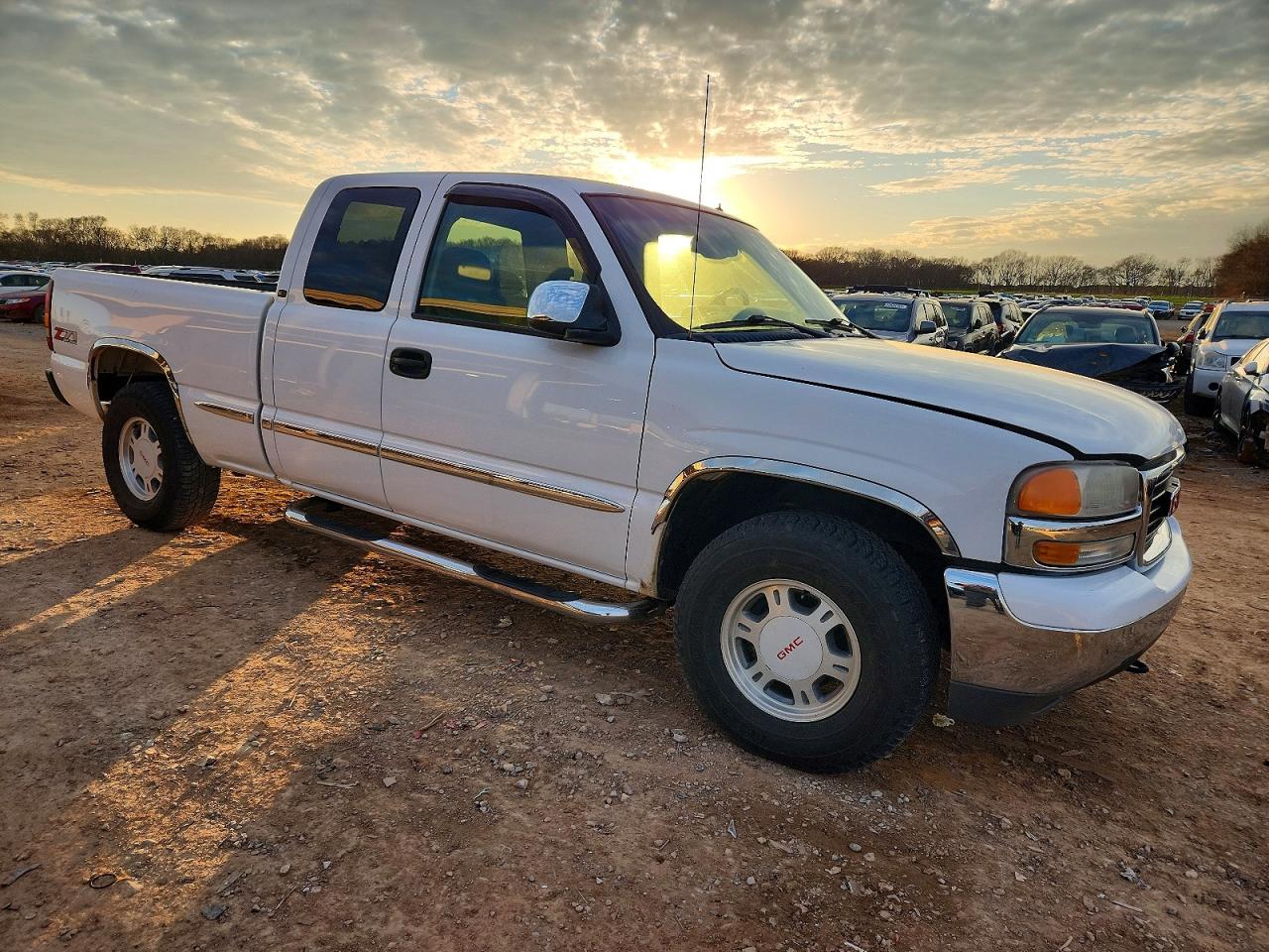 2001 GMC NEW SIERRA K1500 photo 4