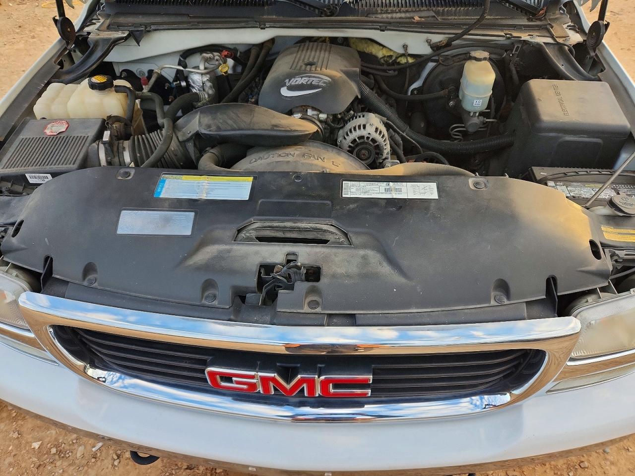 2001 GMC NEW SIERRA K1500 photo 11