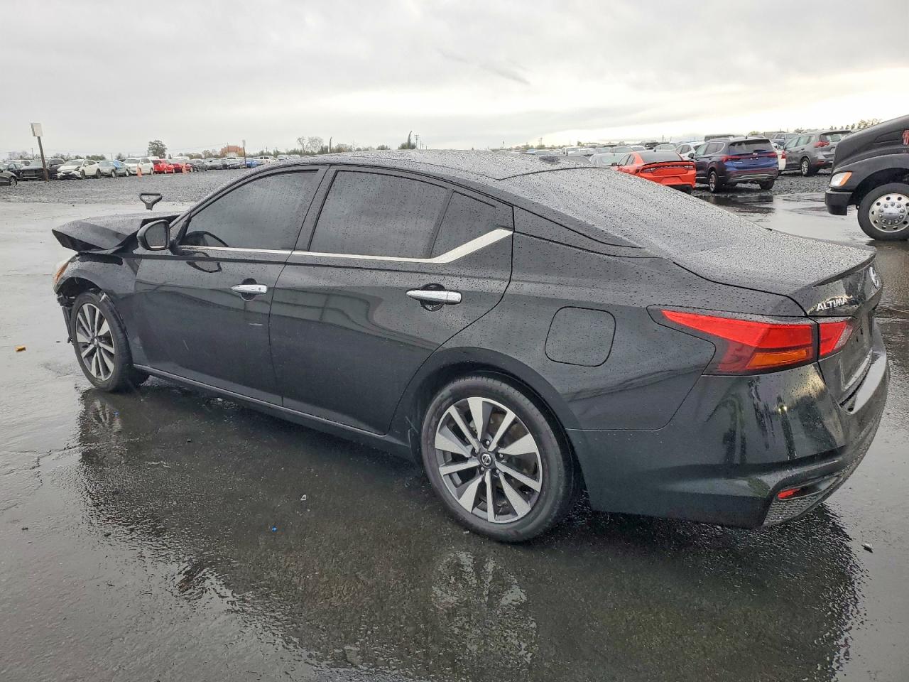 2019 NISSAN ALTIMA S photo 2