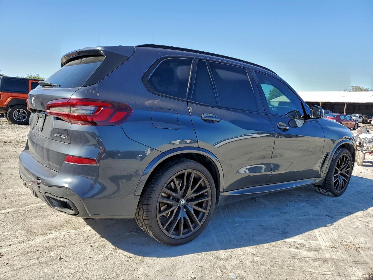 2022 BMW X5 XDRIVE40I photo 3