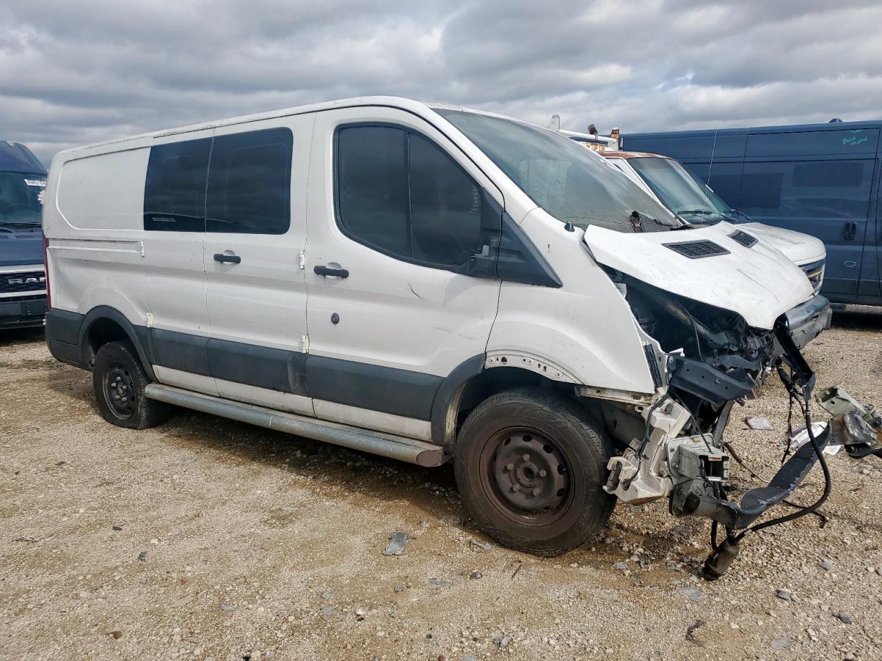 2016 FORD TRANSIT T-250 photo 4