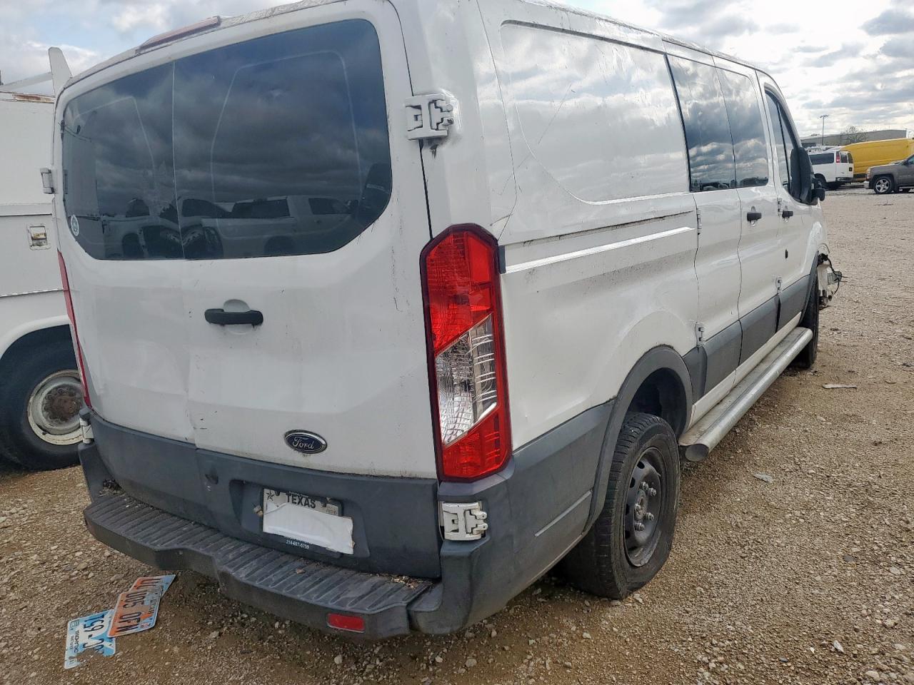 2016 FORD TRANSIT T-250 photo 3
