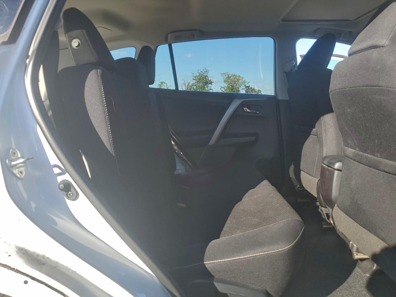 2018 TOYOTA RAV4 ADVENTURE photo 11