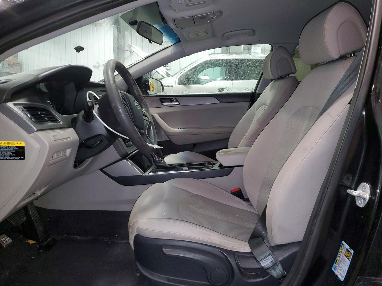 2015 HYUNDAI SONATA SE photo 7