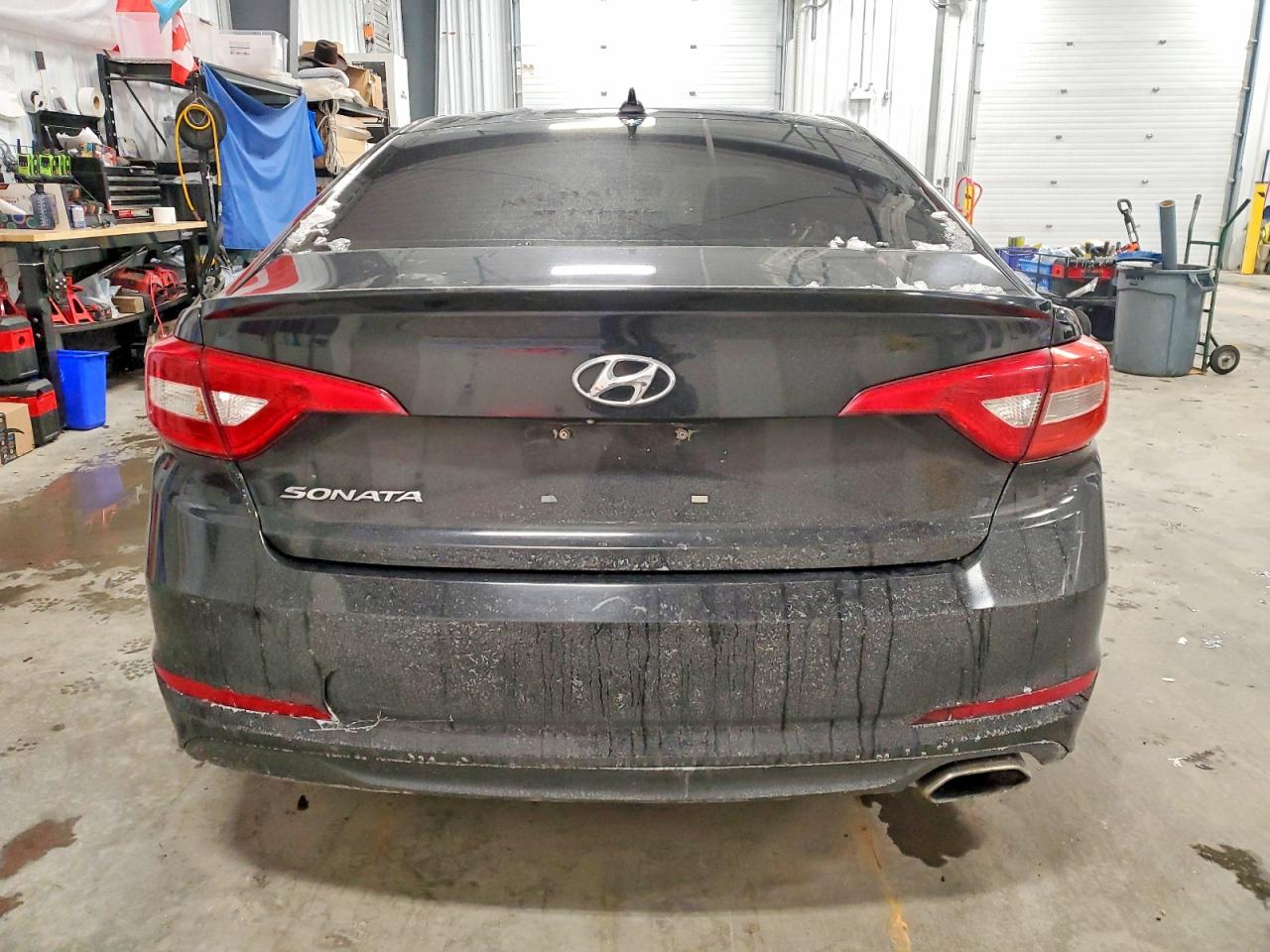 2015 HYUNDAI SONATA SE photo 6