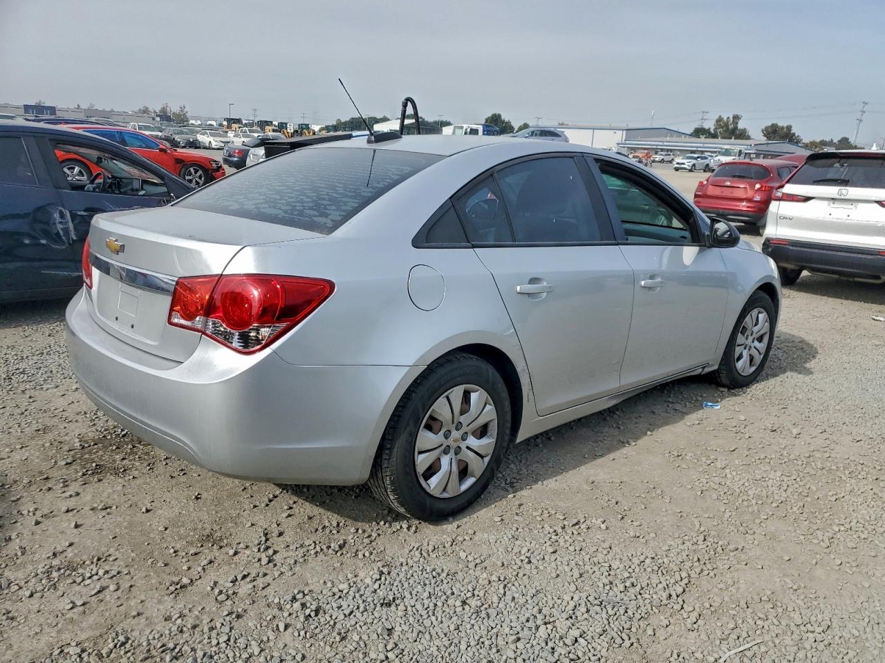 2016 CHEVROLET CRUZE LIMITED LS photo 3