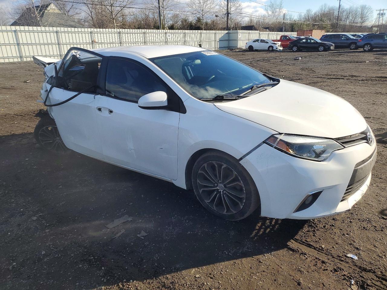 2016 TOYOTA COROLLA L photo 4
