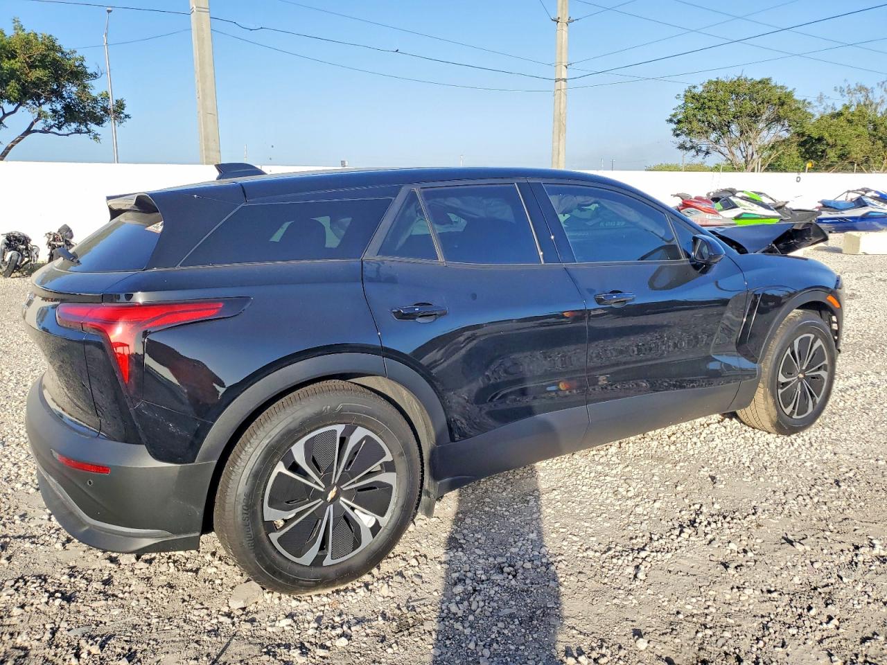 2025 CHEVROLET BLAZER LT photo 3