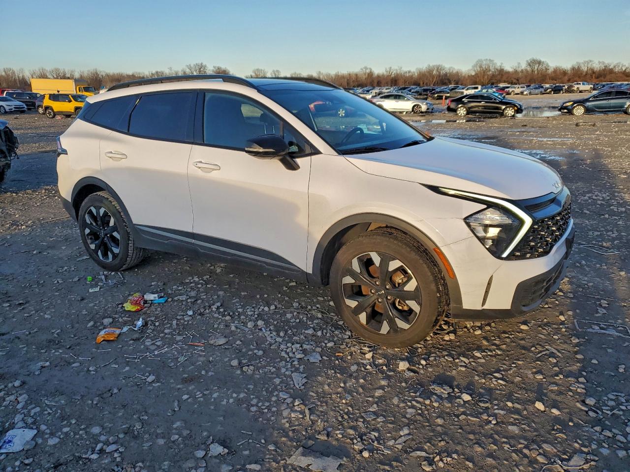 2023 KIA SPORTAGE X LINE photo 4