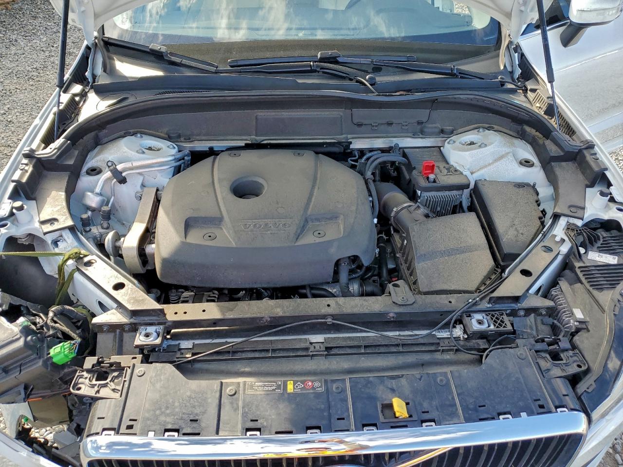2021 VOLVO XC60 T5 MOMENTUM photo 12